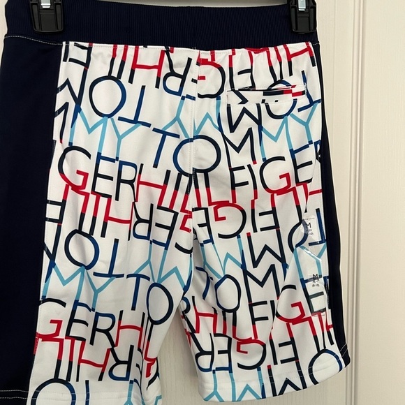 Tommy H boys shorts, size 8-10, new with tags - Picture 5 of 9